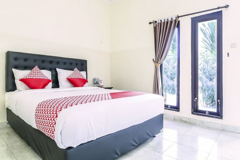 Hostal Oyo 1193 Asri House