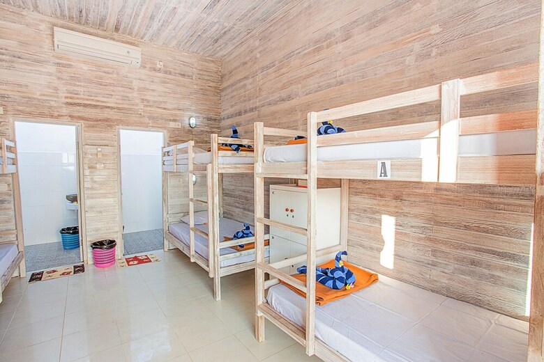 Hostal Candy Bed & Breakfast