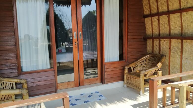 Bed & Breakfast Sunset Beach Bungalow & Restaurant
