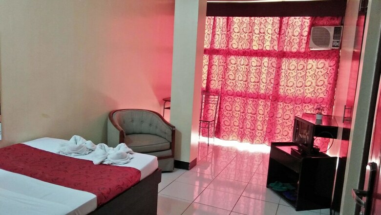 Cosmo Hotel Espana Near Ust
