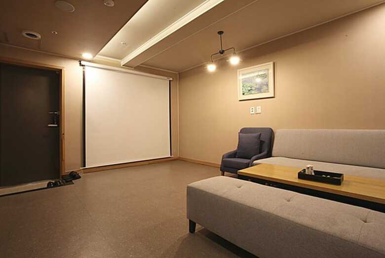 Aparthotel A7 Hotel