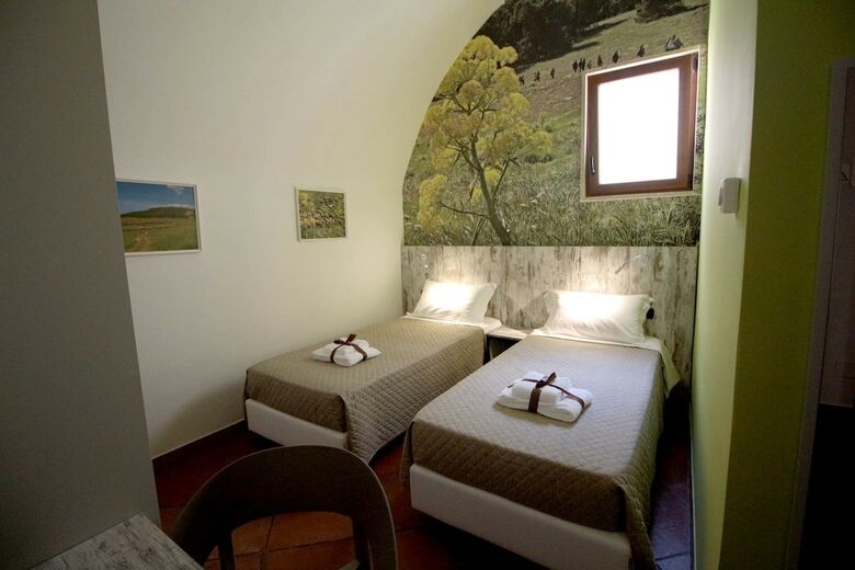 Hotel 7 Camere