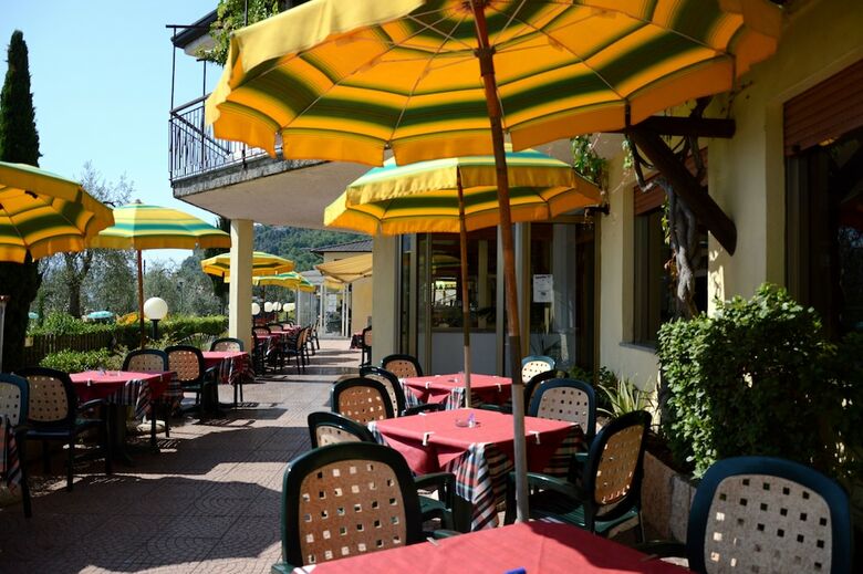 Hotel Village Bazzanega