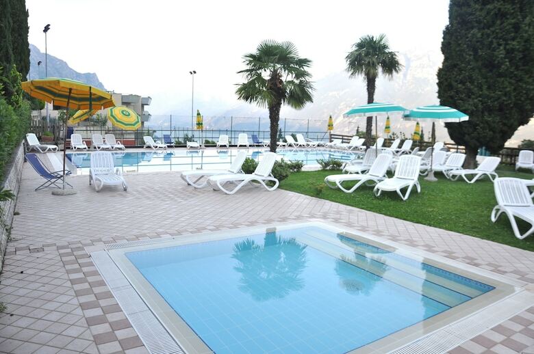 Hotel Village Bazzanega