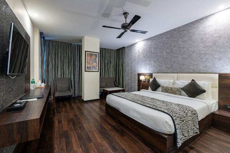 Hotel The Baagh Ananta Elite