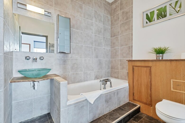 Brighton Getaways-sunshine Central House
