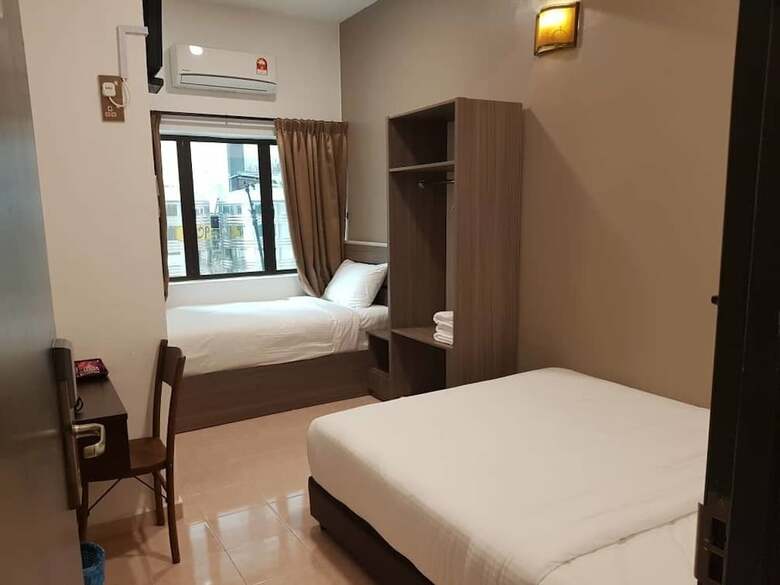 Hotel Pearl Inn
