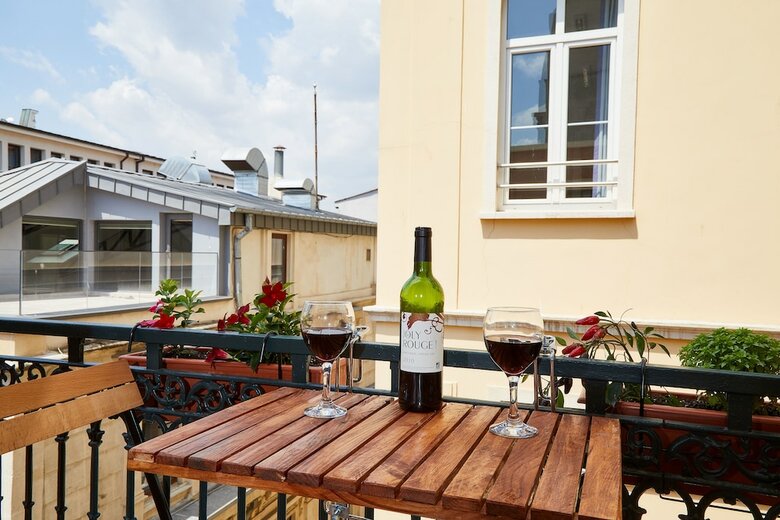 Apartamento No 8 Galata