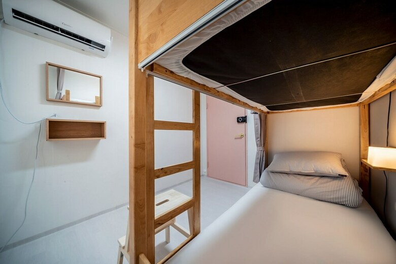 Hostal Dabin Stay - Hostel