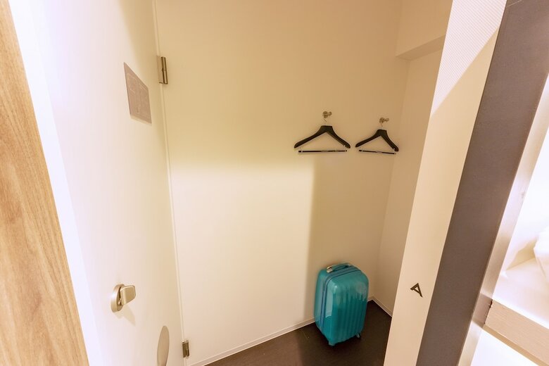 Hostal &and Hostel Minamisenju