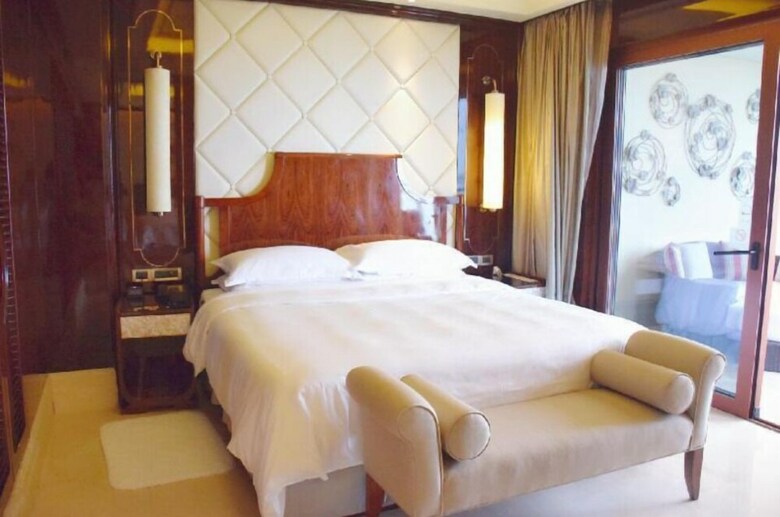 Sanya Tangla Yaxiu Hotel