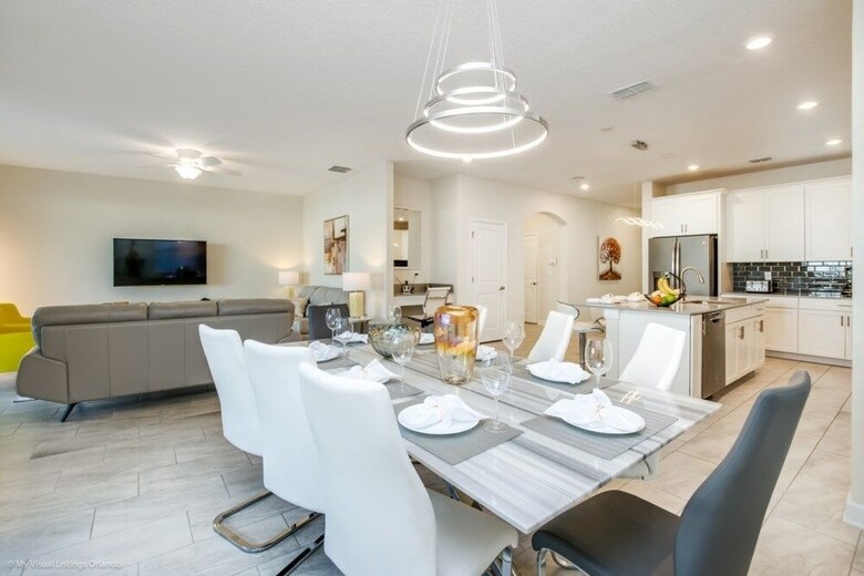 Stunning 6 Bedroom Pool Villa At Champions Gate