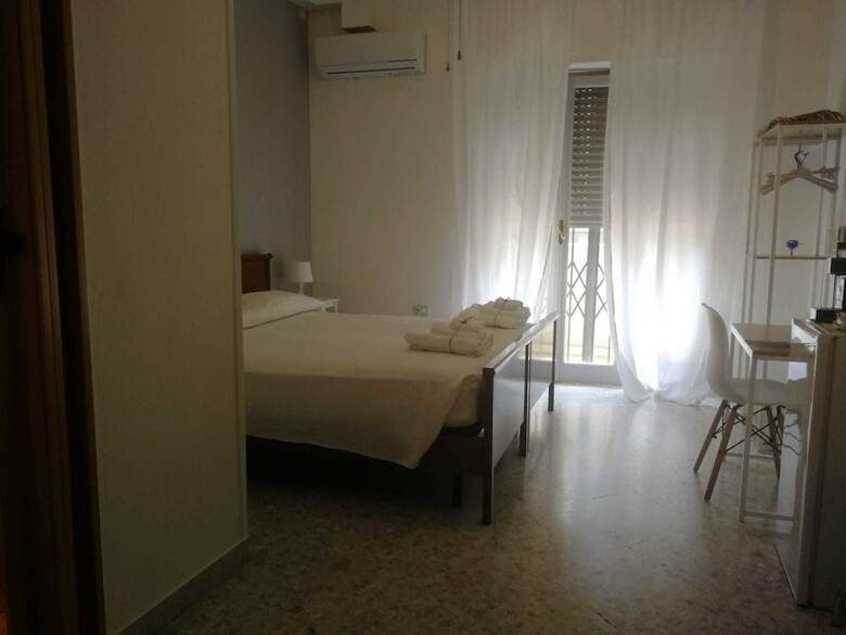 Hotel Gatto Bianco Picone 19