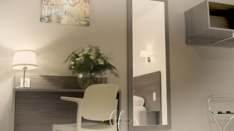 Hotel H�tel Le Chapon Fin