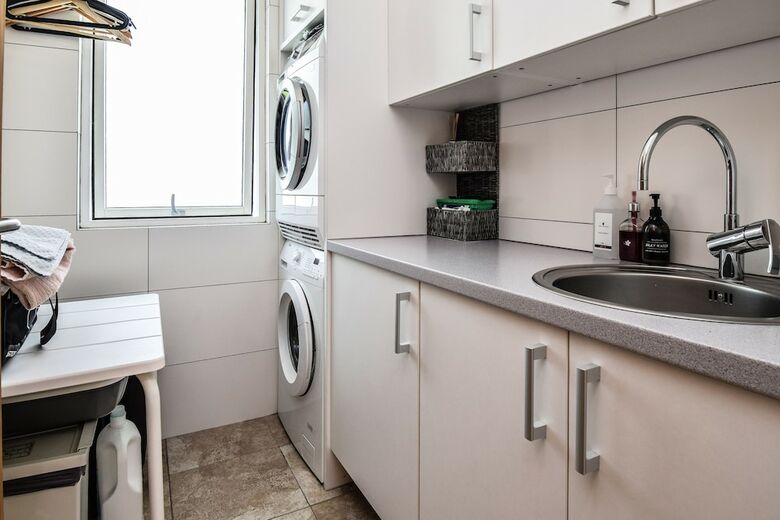 Apartamentos House �1