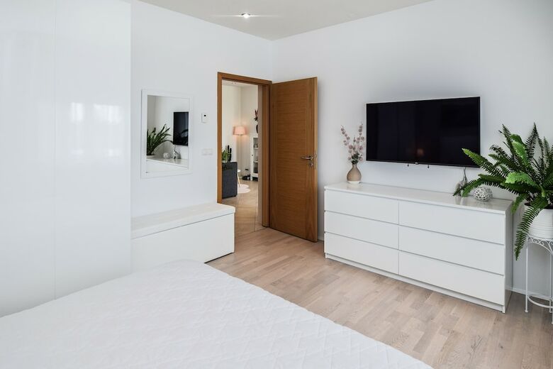 Apartamentos House �1