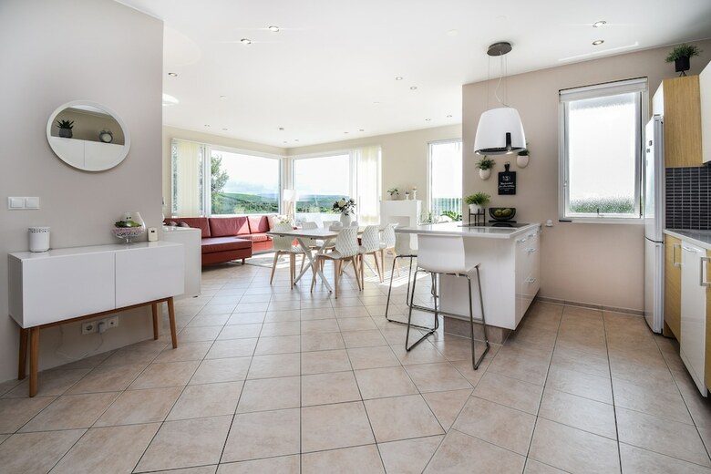 Apartamentos House �1