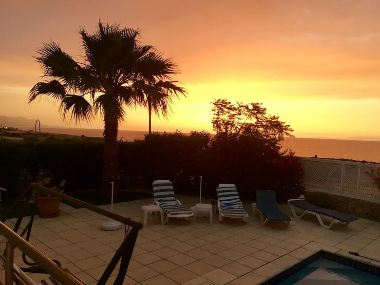 Sunset Villa