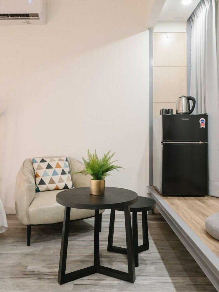 Hotel W11 Homestay