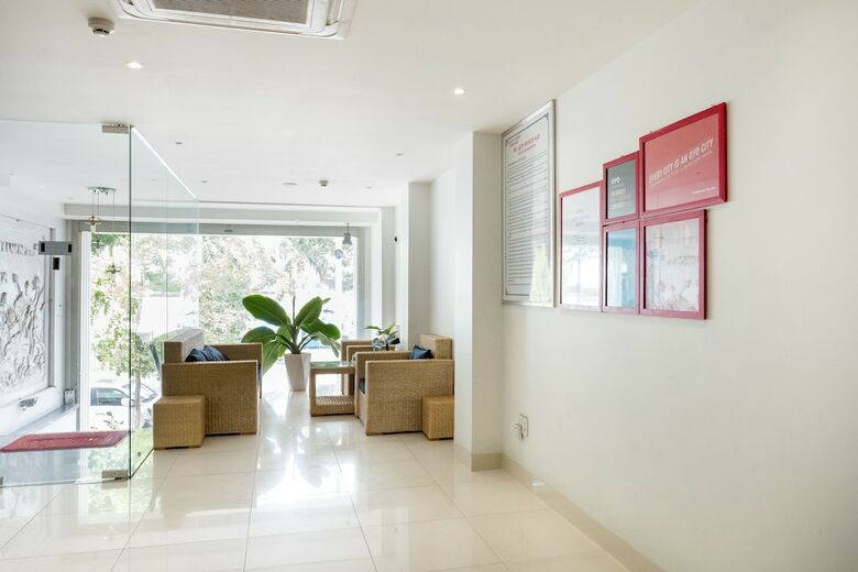Oyo 284 Diamond Hotel