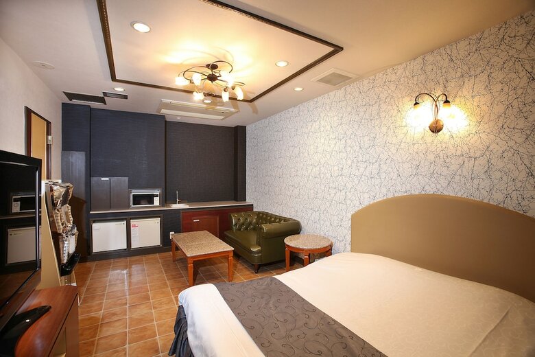 Hotel Happy Kiss - Adults Only
