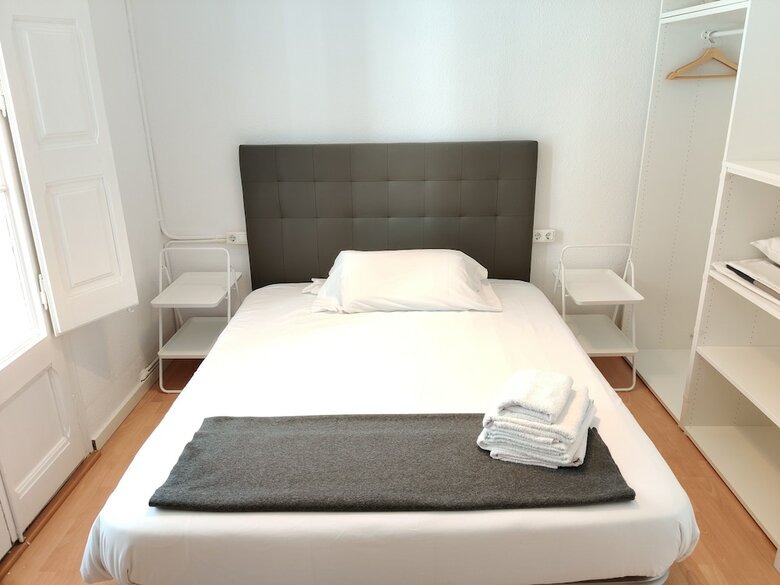 Santa Tecla Apartments