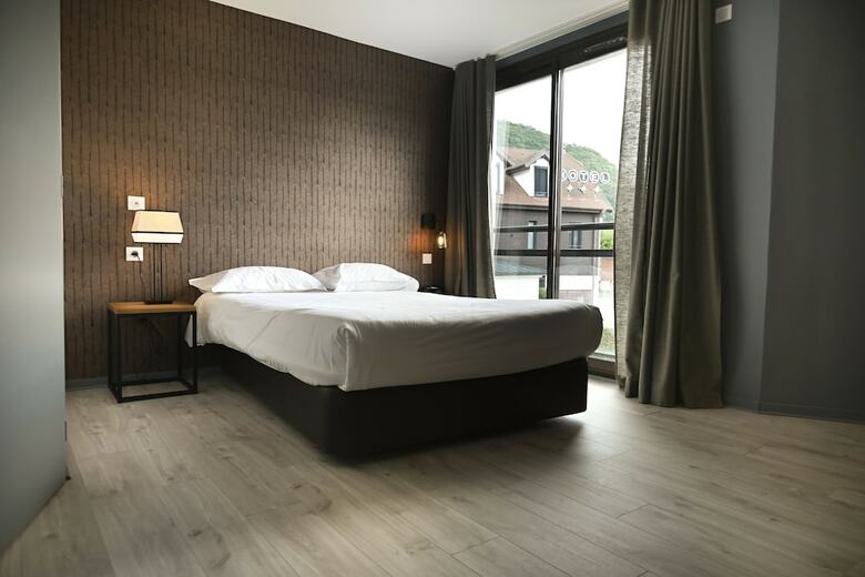 Marina Bay Hotels