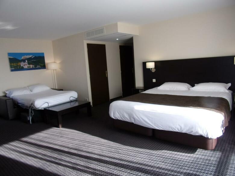 Marina Bay Hotels