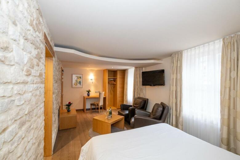 Hotel La Couronne � Wissembourg