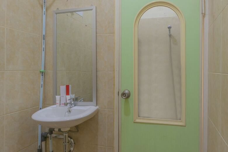 Hotel Oyo 1221 Exclusive 48 Syariah