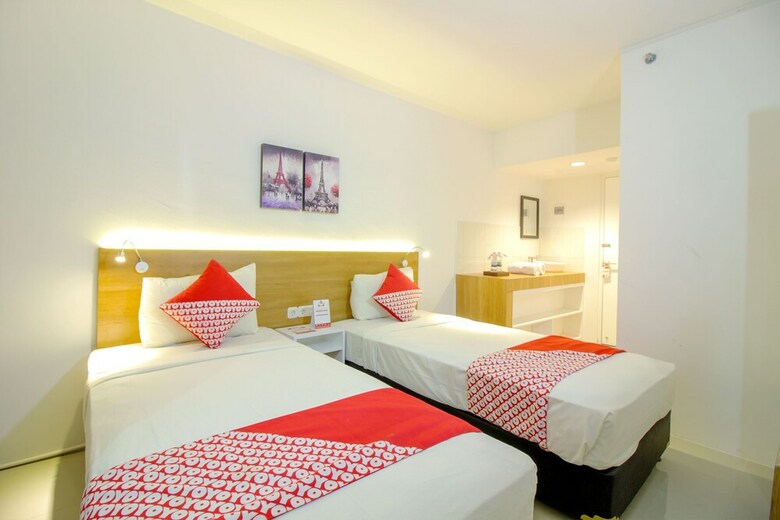 Hostal Oyo Flagship 1260 Sentraland Karawang