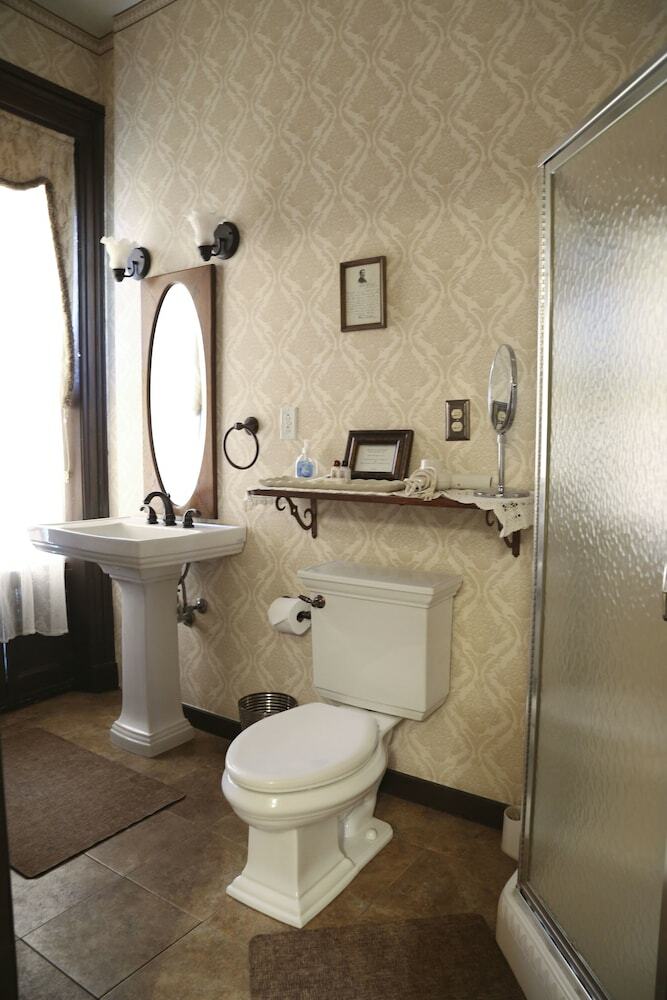 Bed & Breakfast The Victorian Mansion