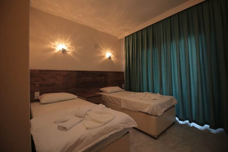 Hotel Grand Tas Otel