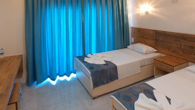 Hotel Grand Tas Otel