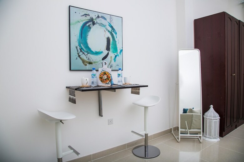 Al Hamra Village Holiday Apartments