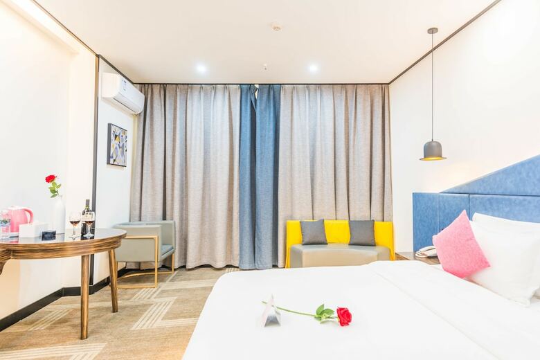 Tengchong Soft Time Hotel