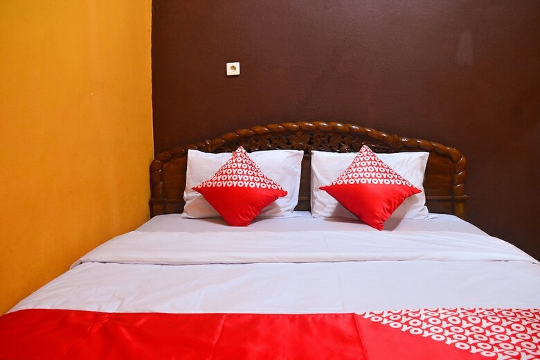 Hostal Oyo 1145 Rita Guesthouse