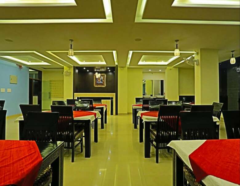 Hotel Suraj Palace