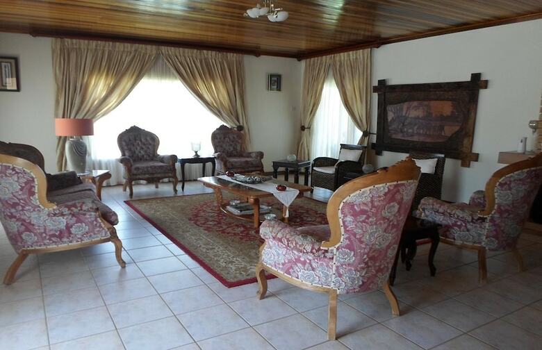 Hotel Gie's Guesthouse