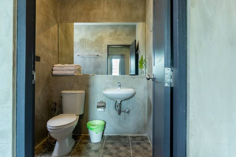 Hotel The Barn Huahin