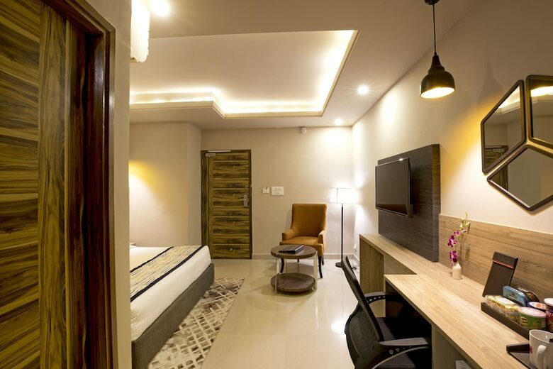 Hotel Regenta Central Noida