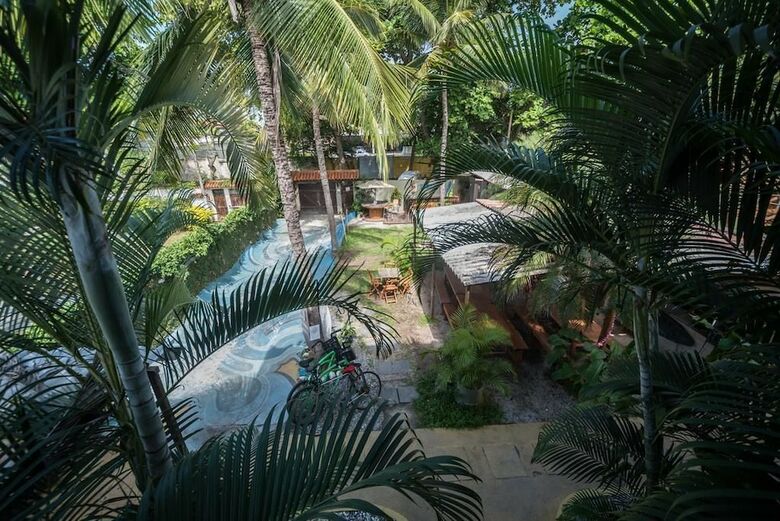 Hostal Surf N Stay
