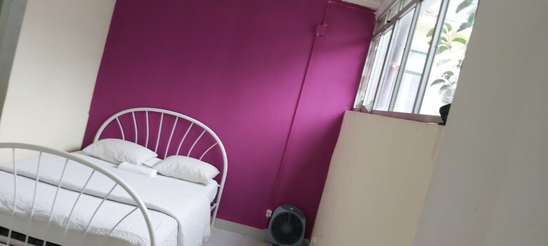 Hostal Come Inn Lisbon Estefania