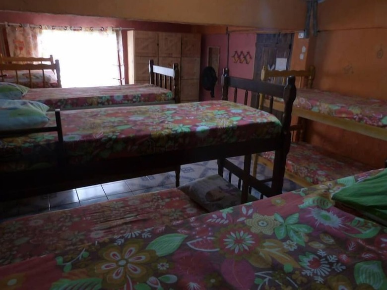 Hostal Hostel Casamarela
