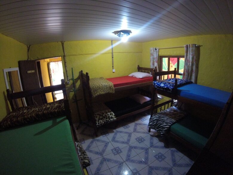 Hostal Hostel Casamarela