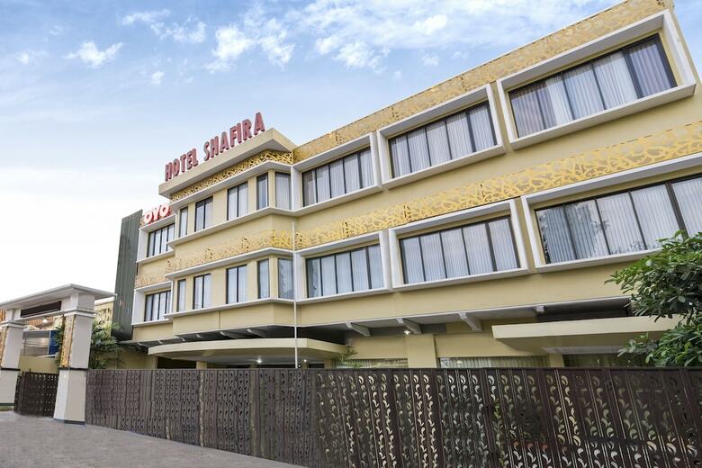 Oyo 1309 Hotel Shafira