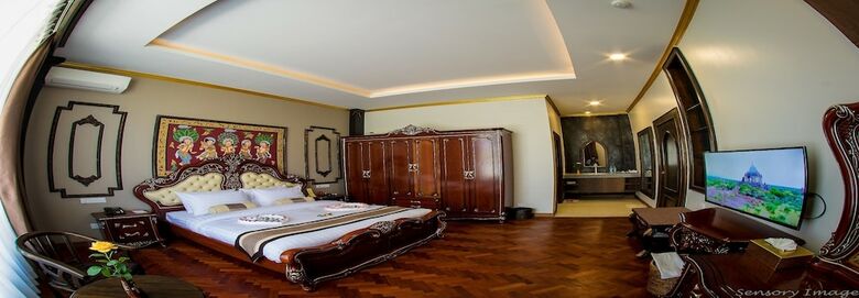 Hotel Lustre Bagan Resort