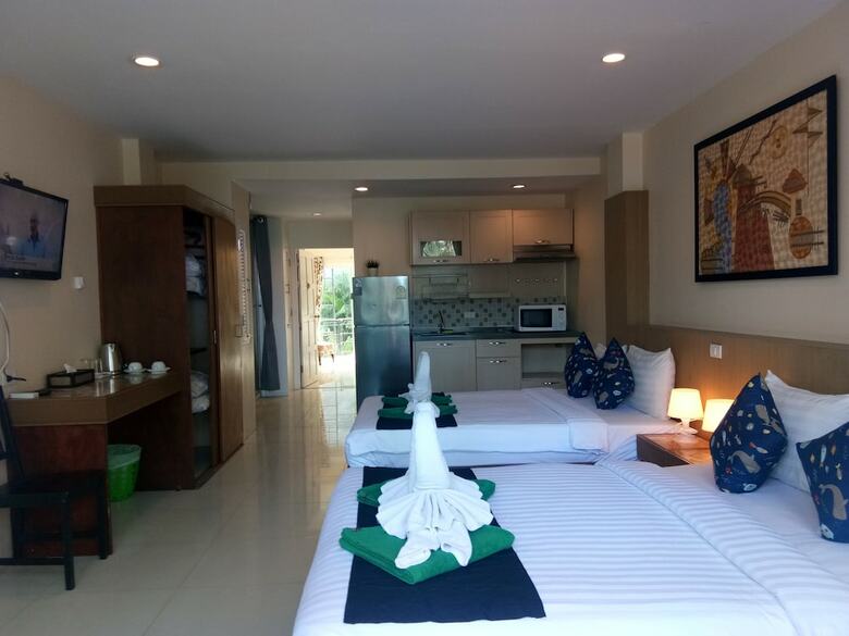 Hotel Seacono Patong Beach Front
