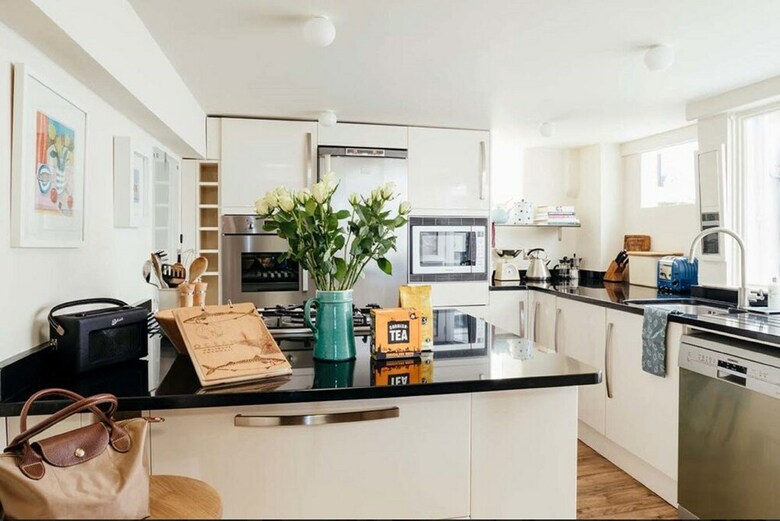 6 Barnoon Terrace