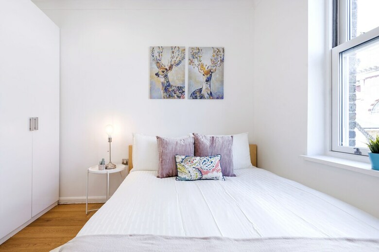 Stamford Brook Apartments